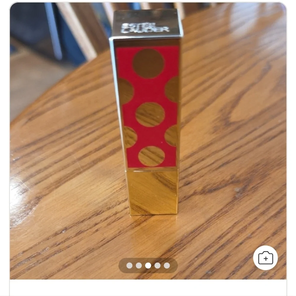 NEW Estee Lauder Vibrant Red Ribbon Lipstick